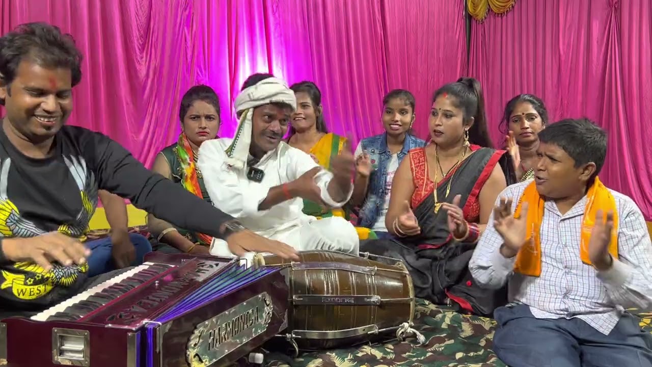#video - Ragini vishwakarma इसी 5 किलो राशन वाले गाने से निरहू भैया सुपरहिट हो गए