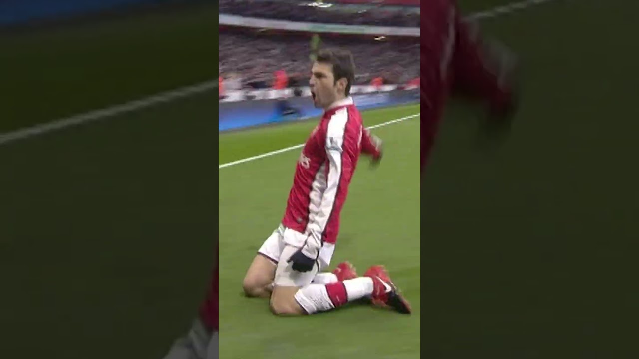CESC FABREGAS WITH AN OUTRAGEOUS FREE-KICK AGAINST ASTON VILLA ❤️