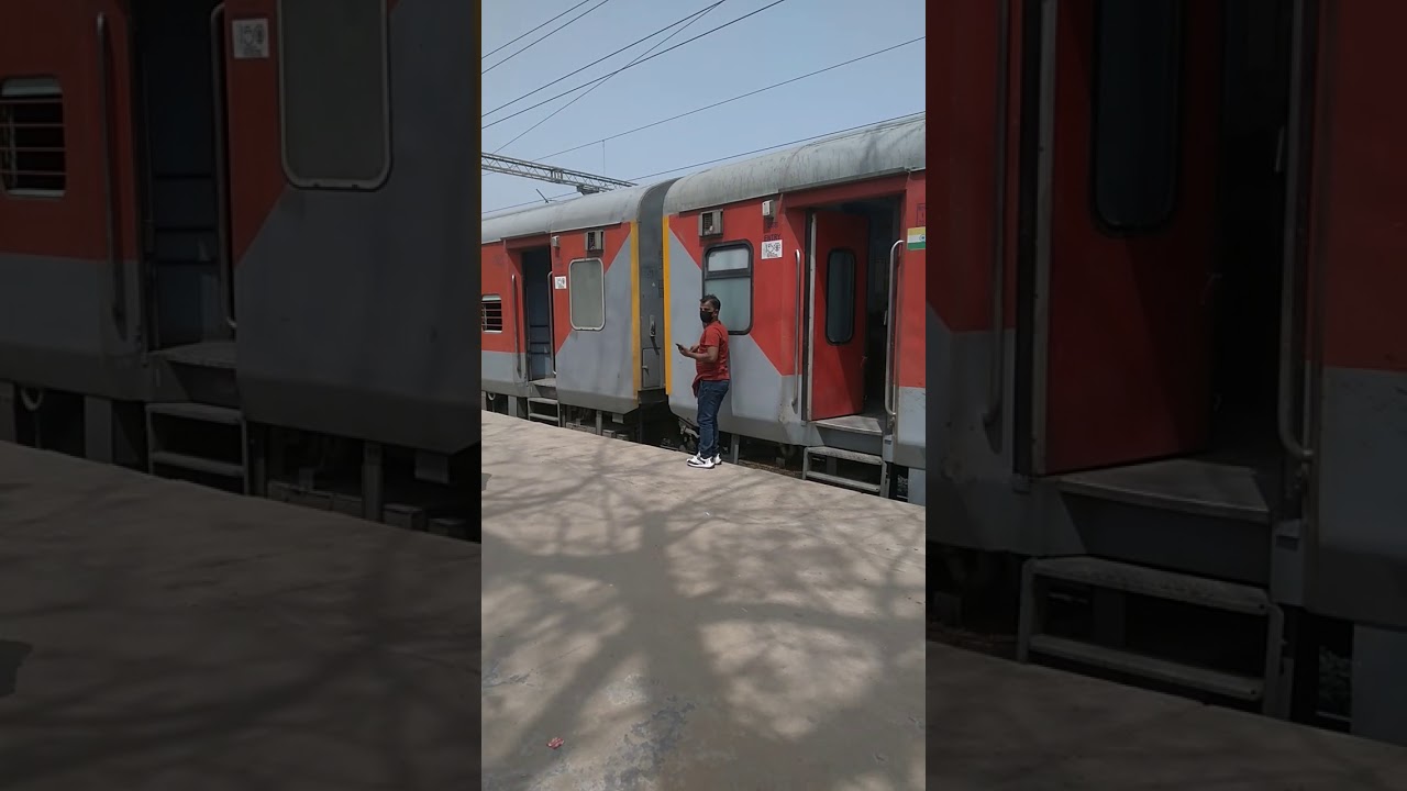 sabaramati express in indian railway's #vishal_up60