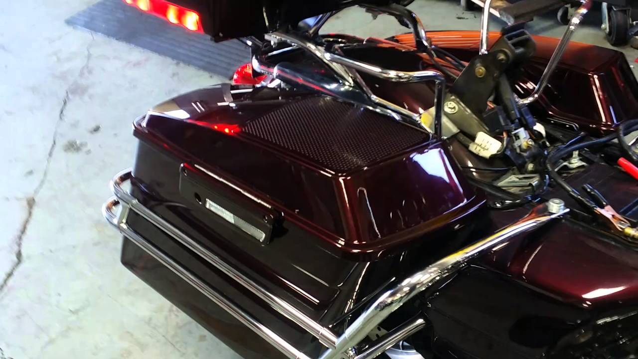 Electra Glide with extended Saddlebags, LVF