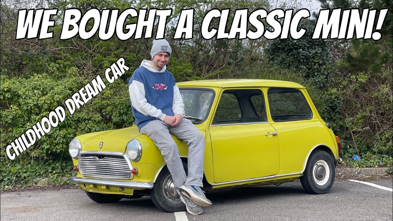 We Bought a Classic Mini!