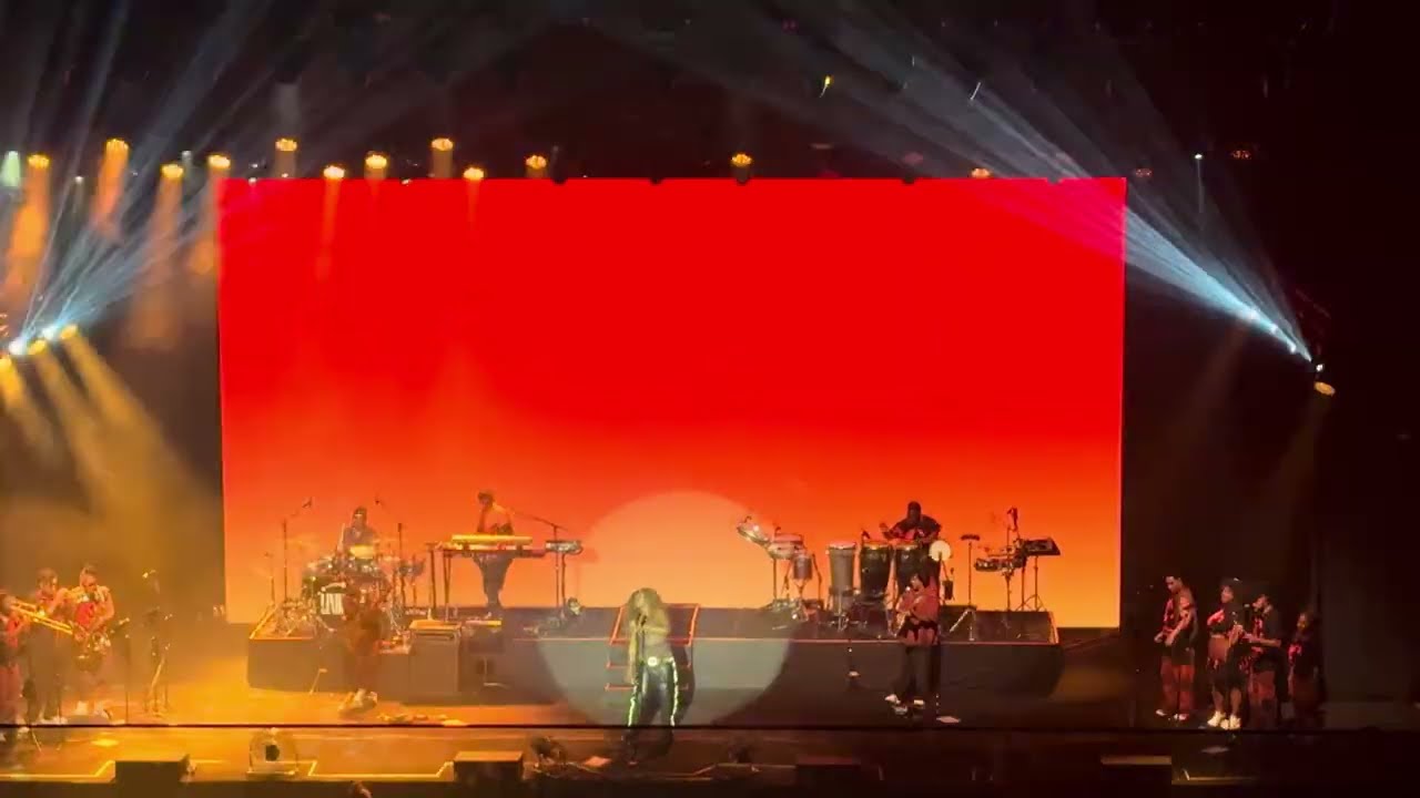 Liniker, Baby 95, CAJU Tour, Brasília, DF, 14/12/2025