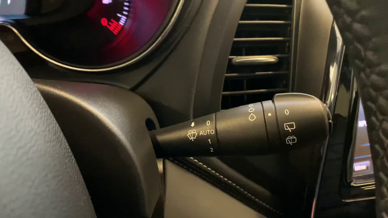 Aflevering Renault Captur automaat Initiale Paris