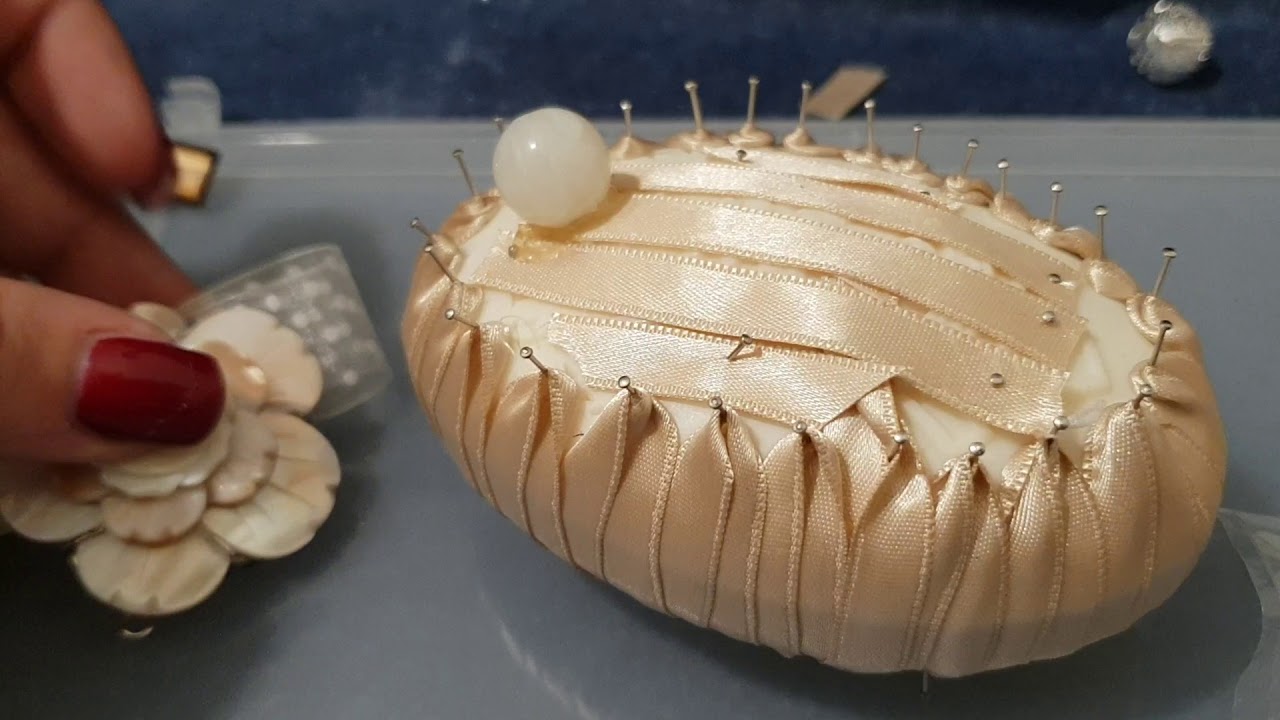 Decorare una saponetta con nastri e perline 2' parte