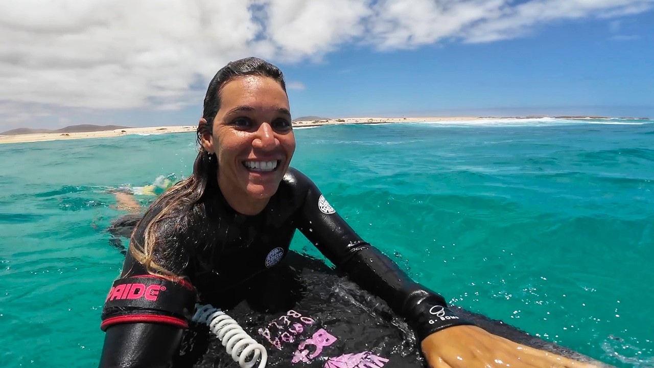 🌴 Explorando onda em uma ilha paradisíaca | SEM CORTES bodyboard 🌴