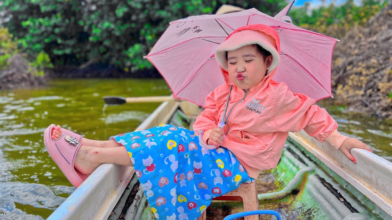 CẮM CUA TẠI VUÔNG NHÀ VÀ CÁI KẾT XĨU UP XĨU DOWN | BÉ SÚN | SAM SAM