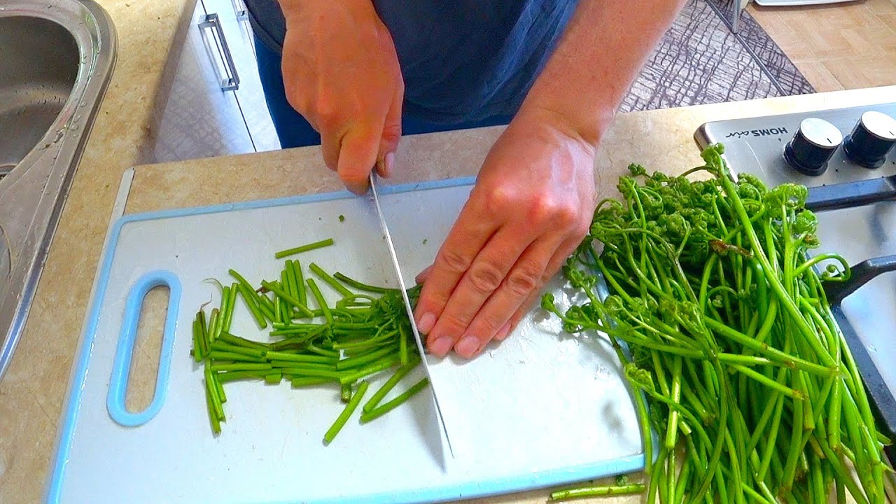 МАЙСКИЙ ДЕЛИКАТЕС - ПАПОРОТНИК ОРЛЯК! Готовлю просто и вкусно! На вкус он почти как ГРИБЫ!