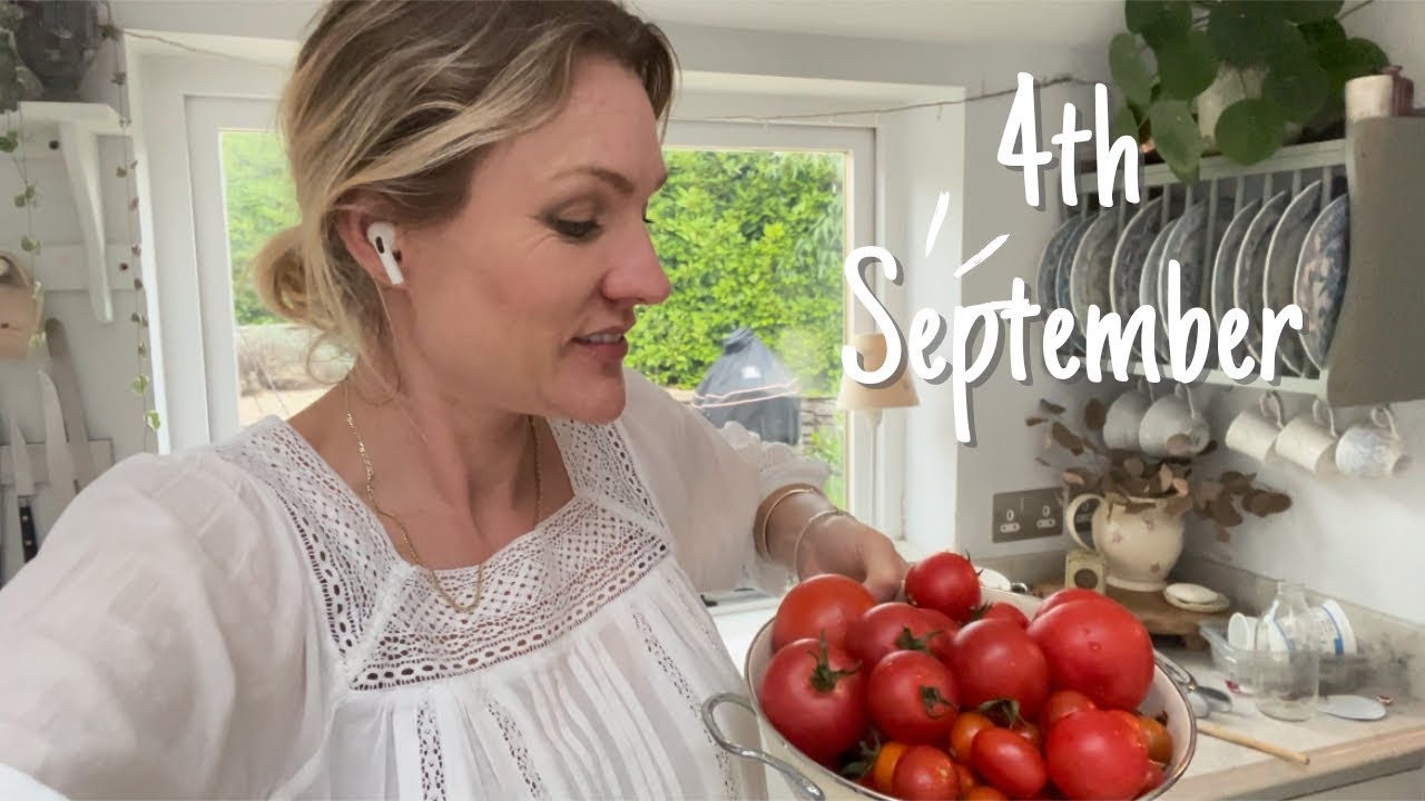 A PLENTIFUL DAY • Gayna Jane • Daily Vlog