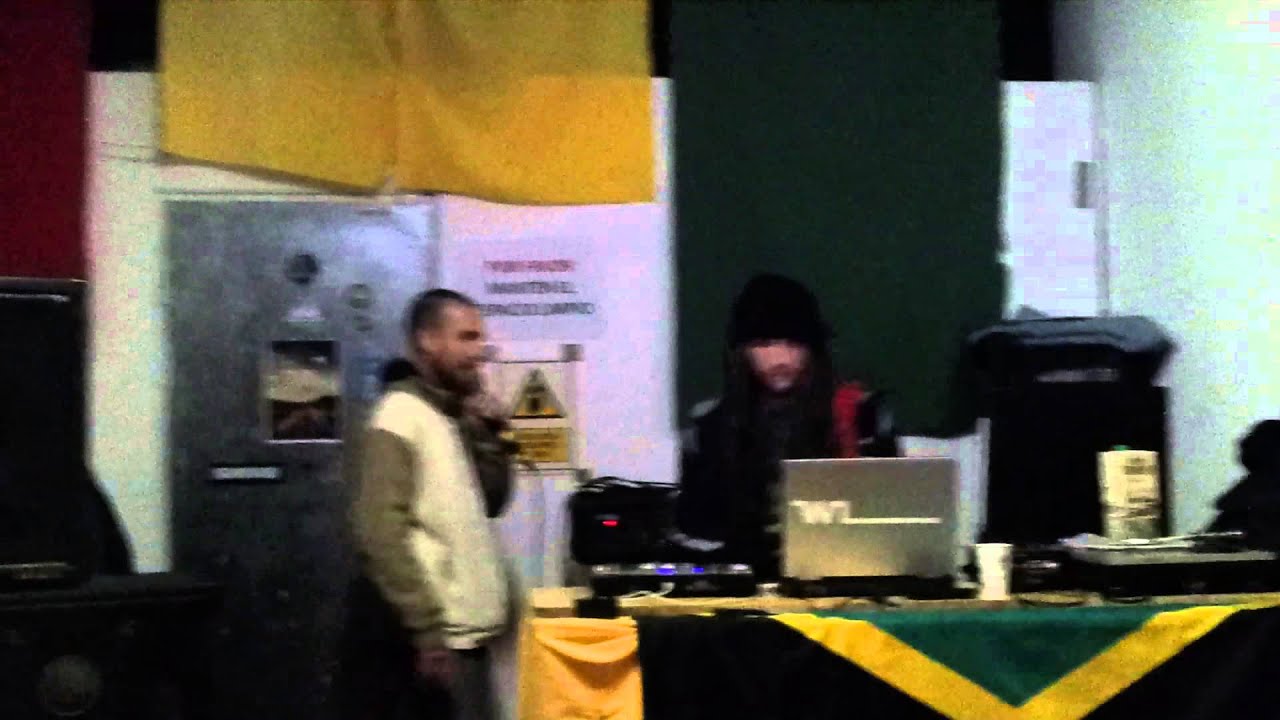 [ARRELS CARNAVAL#1] Peti Roy & King Tunarro 01/03/14