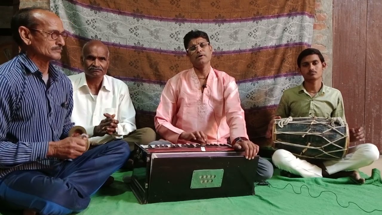 संगीत। बाल किशोर शास्त्री जी। हमरी कटरिया पे ...। भजन 🙏
