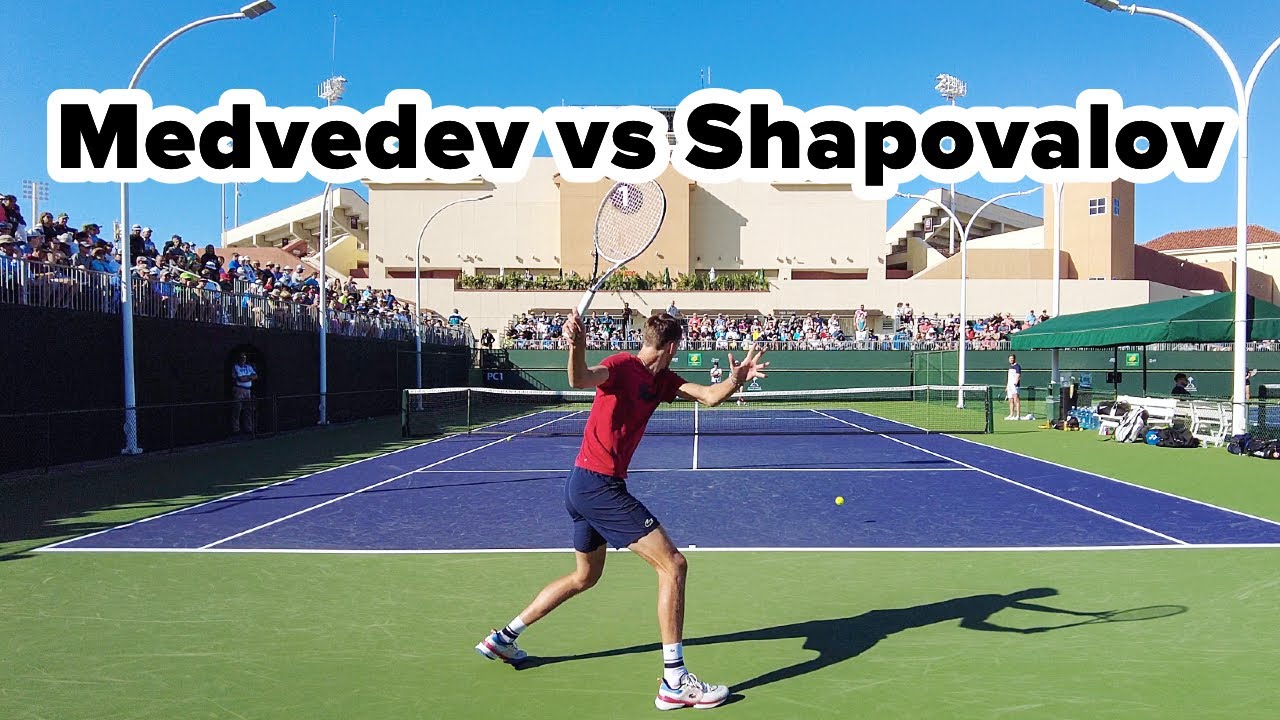 Daniil Medvedev practices with Denis Shapovalov at 2022 Indian Wells BNP Paribas Open