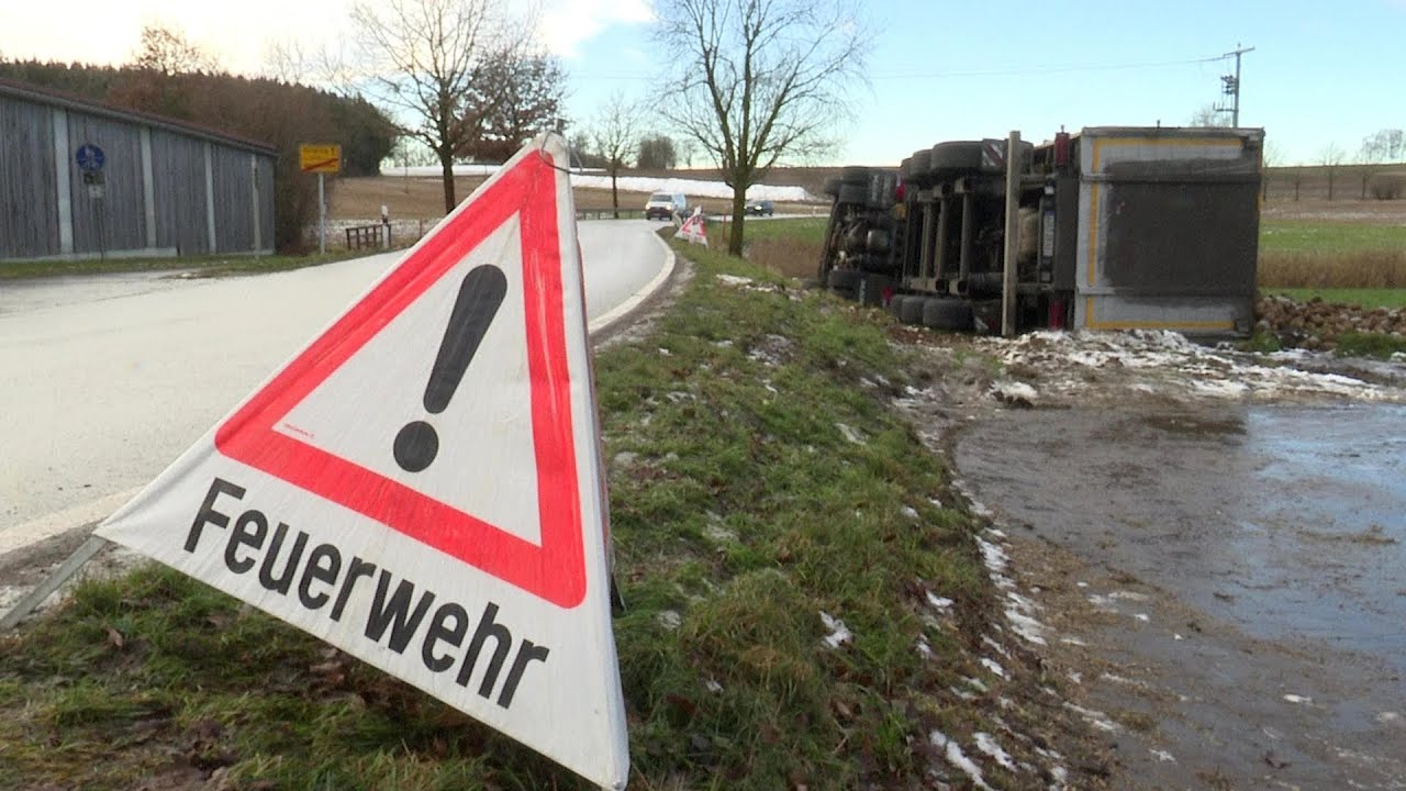 Waffenverbot am Augsburger Hbf, Auto versinkt bei Ichenhausen & neue Vorwürfe