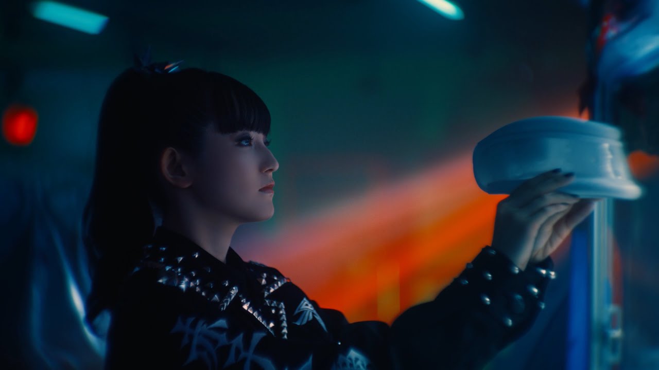 BABYMETAL - ヘドバンギャー！！ 15th Night Ver. (OFFICIAL)