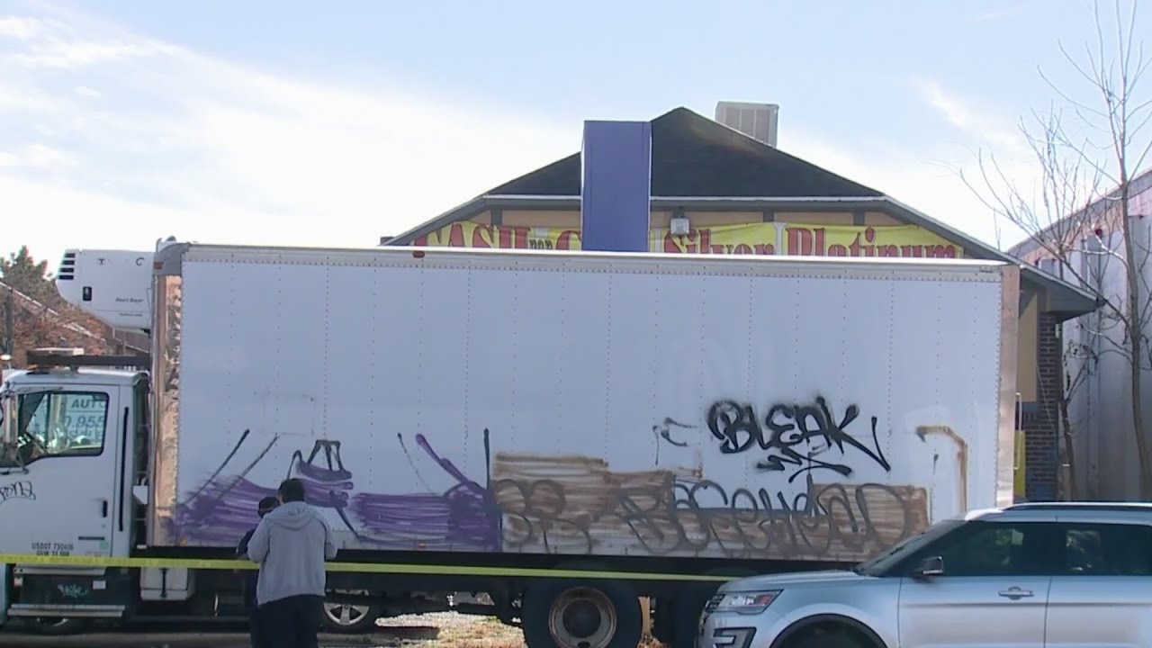 Pawnshop employee accused of organized crime involving over $1M stolen items