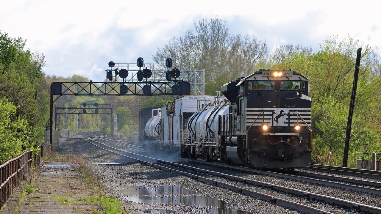 NS 92W Asplundh Weed Spray Train - Latrobe PA