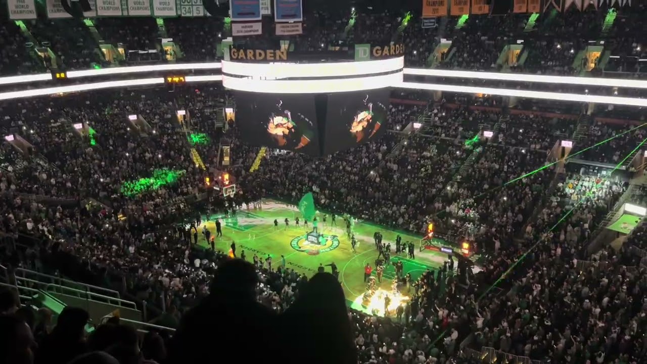 Celtics v 76ers [intro] + Baylor Scheierman buzzer beater in 3rd quarter (20260301)
