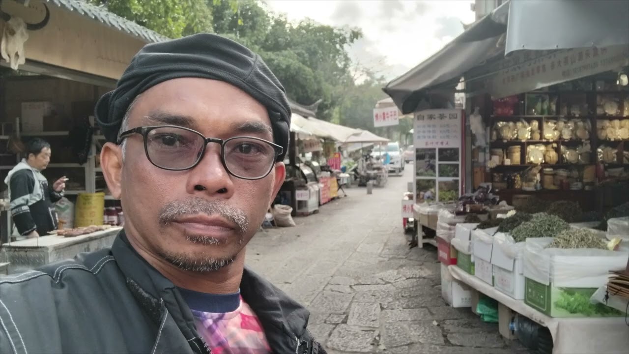 Yala to Shangri-La Motorcycle Trip EP14 BMW F750GS
