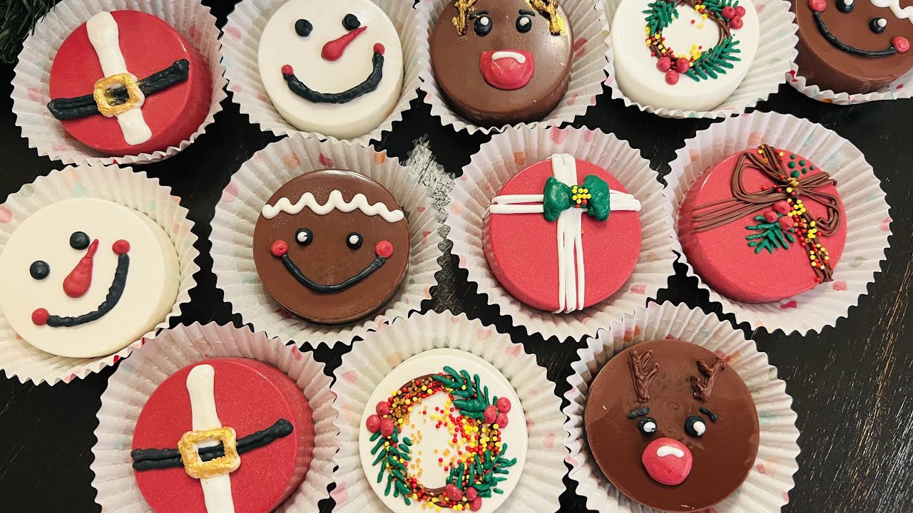 Christmas cookies. Cute and Easy To Make (Chocolate Covered Oreo Cookies).