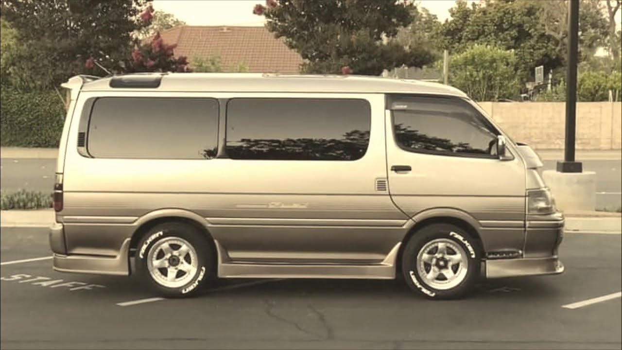 MODIFIED Toyota Hiace Dolphin Van 🐬 ඩොල්පින් වෑන් van