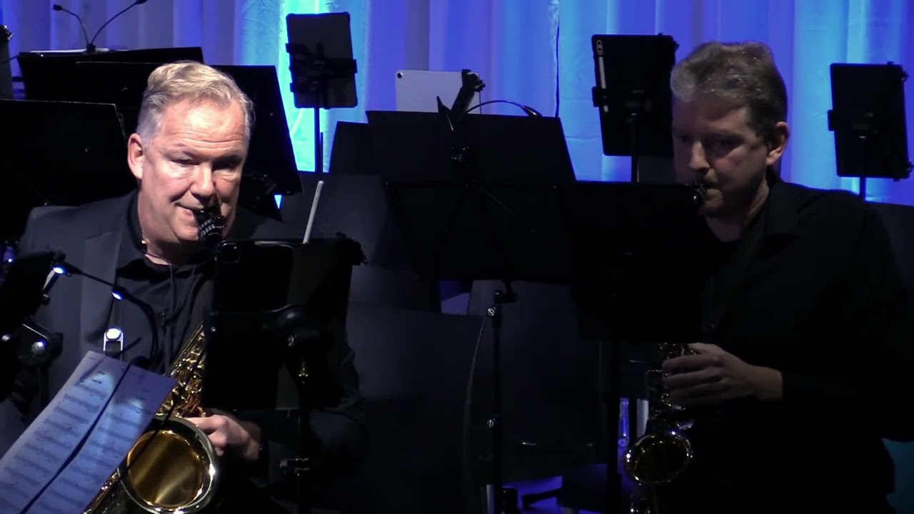 Hova Zembla speelt drie delen uit Five Cameos van Alfred Reed
