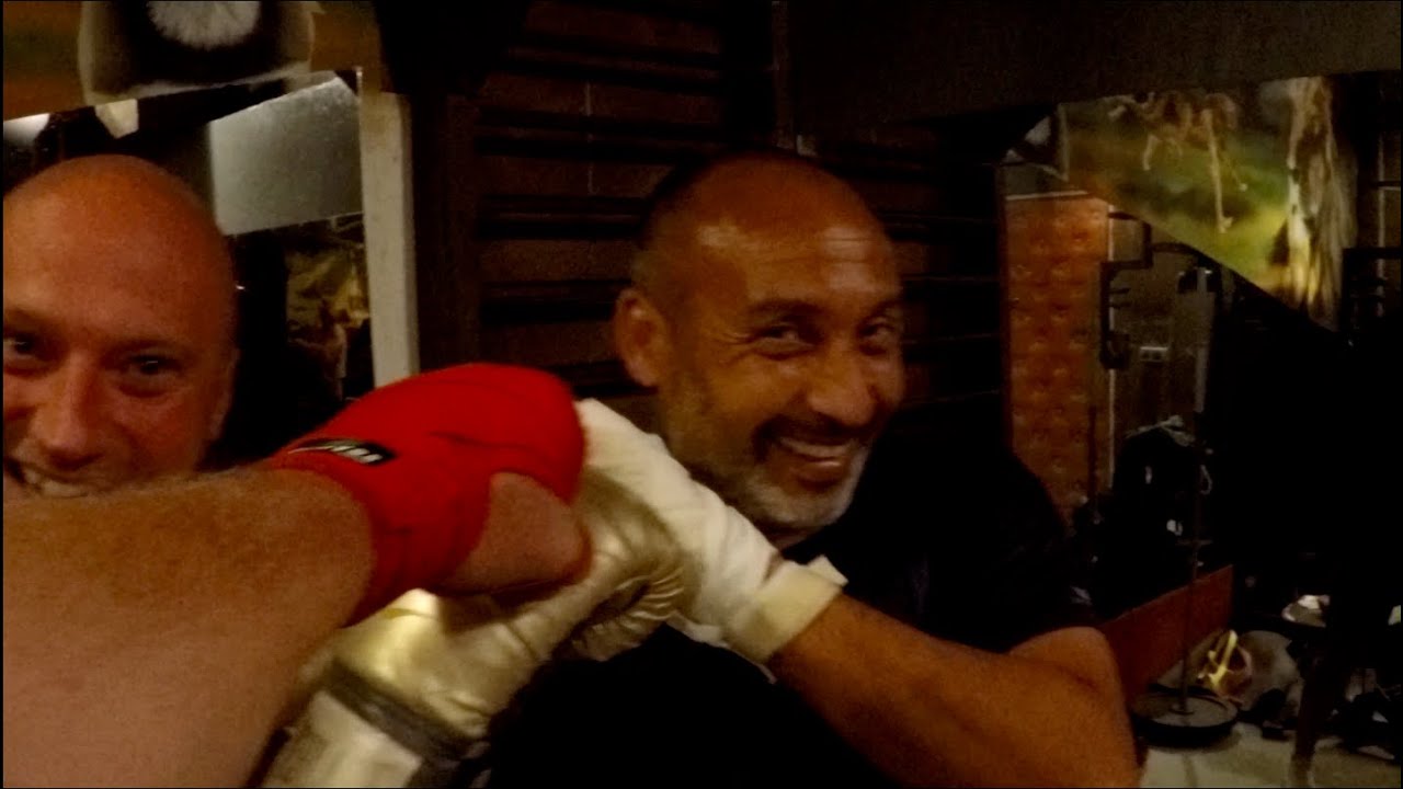 Boxing in Addis : Mario Hamy - Michel Gleyze - jean-marc Boutonnet-Tranier Louvre Hotel Addis Ababa.