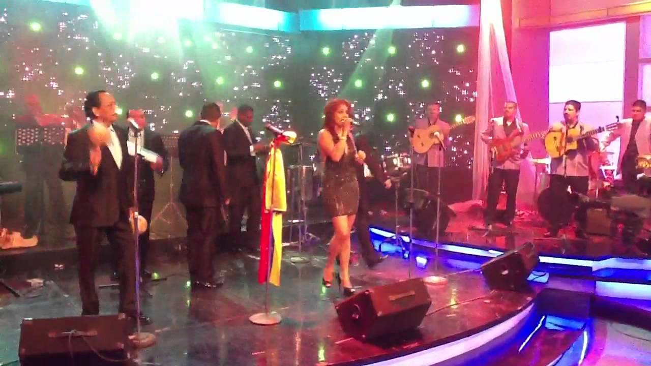 LA SONORA DINAMITA DE LUCHO ARGAIN Y ELSA LOPEZ