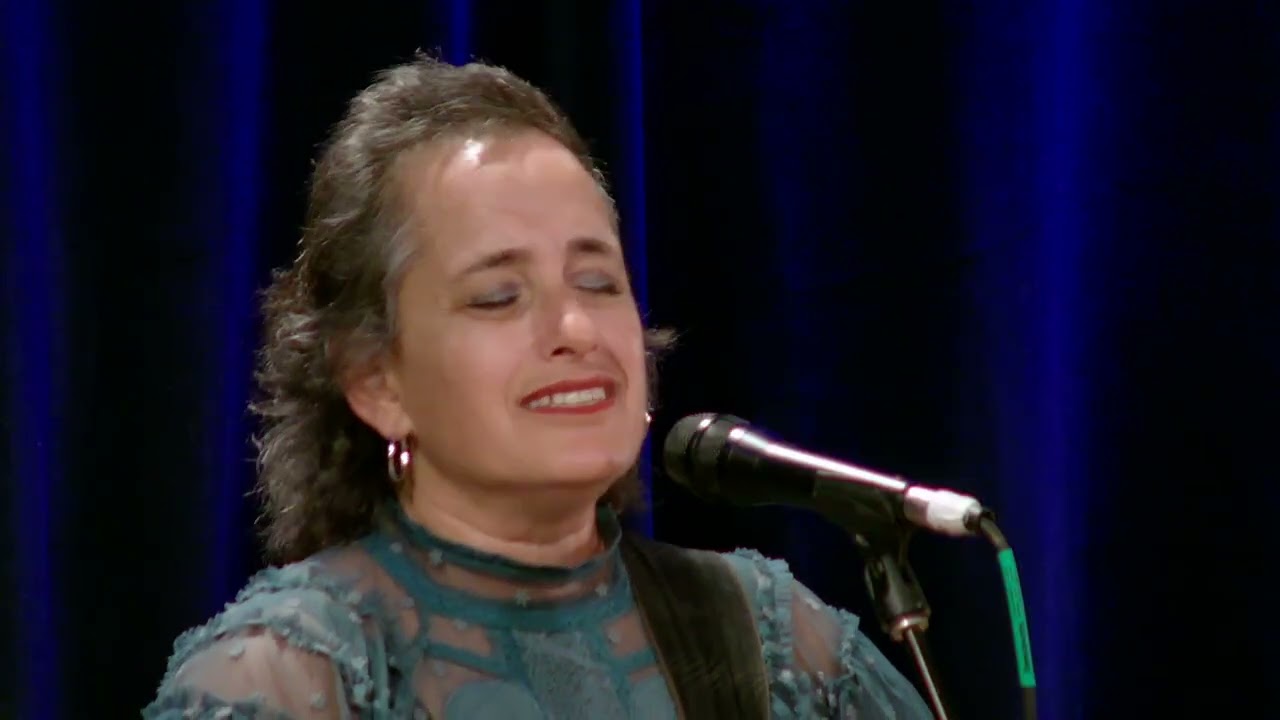 Wild Rose Moon Radio Hour with Evie Laden