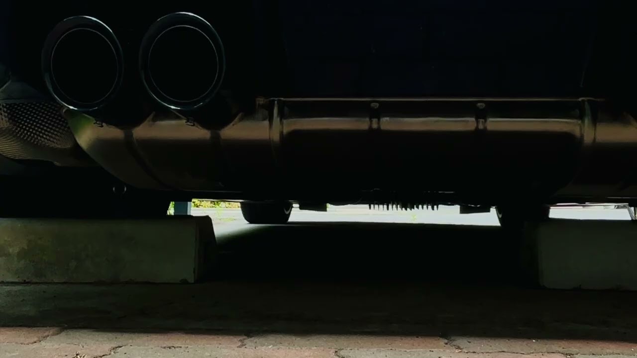 G87 M2 (2024Y) 純正マフラー音 エンジン始動時