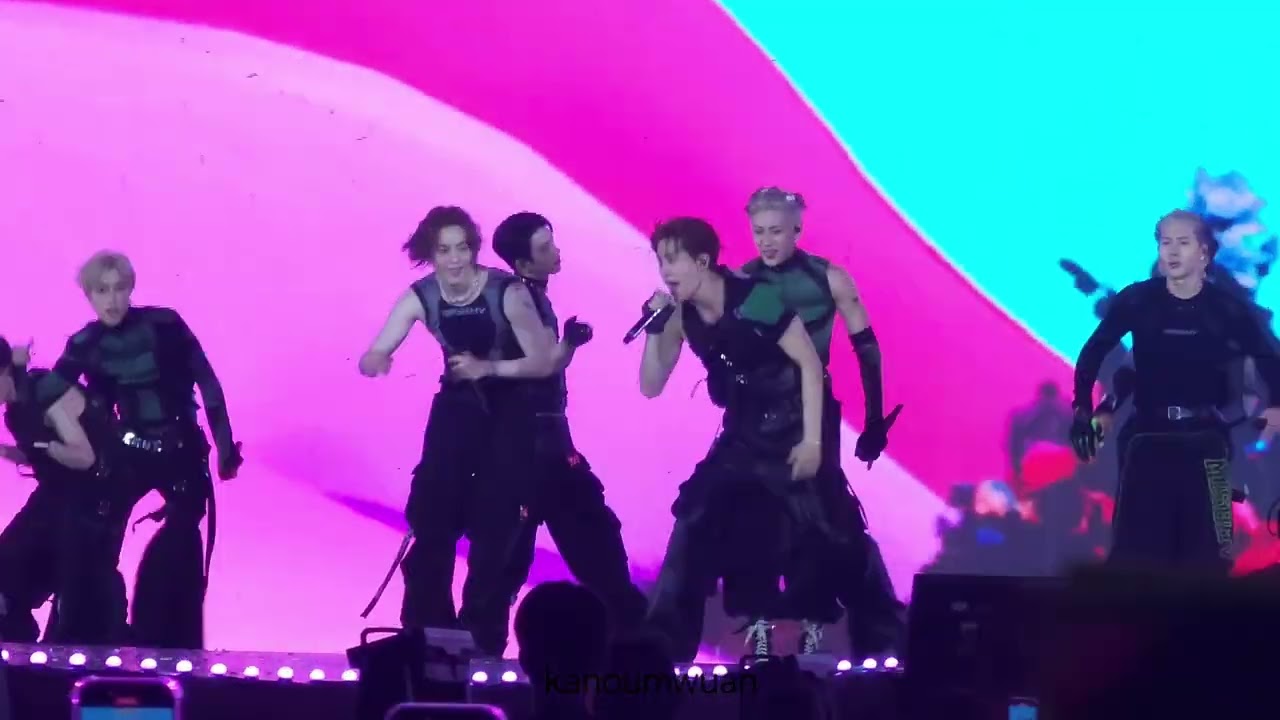Thursday + NANANA + PAGE - GOT7 Day1 in Bkk