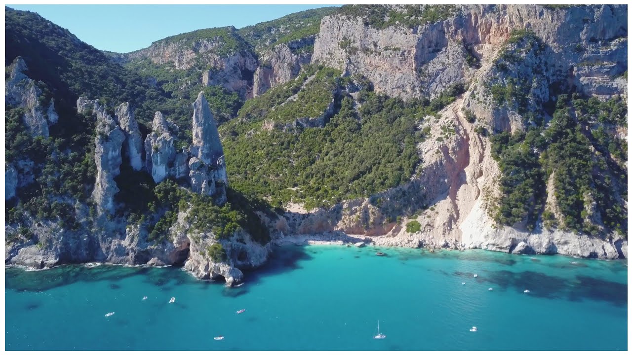 Come arrivare alla spiaggia di Cala Goloritzè  trekking Sardegna 4k