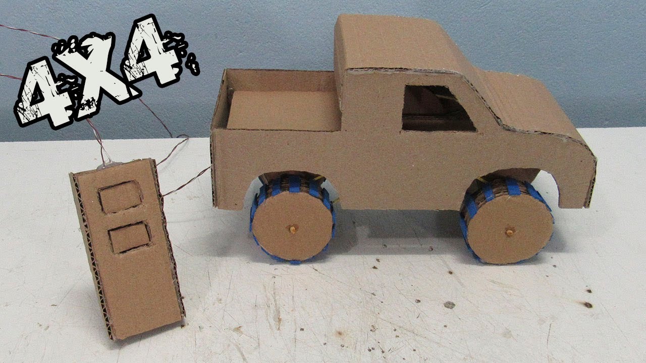 MINI CAMINHONETE 4X4 DE PAPELÃO COM CONTROLE