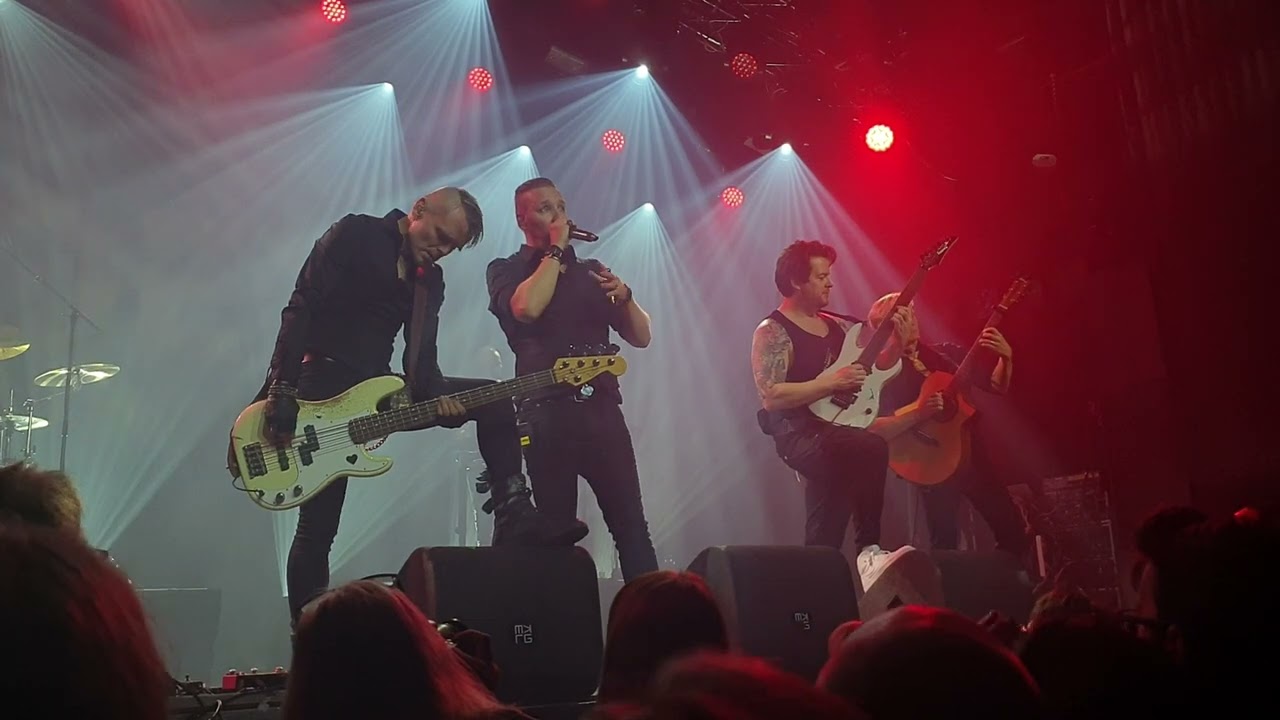 Poets of the Fall - Carnival of Rust (live @ Amsterdam)