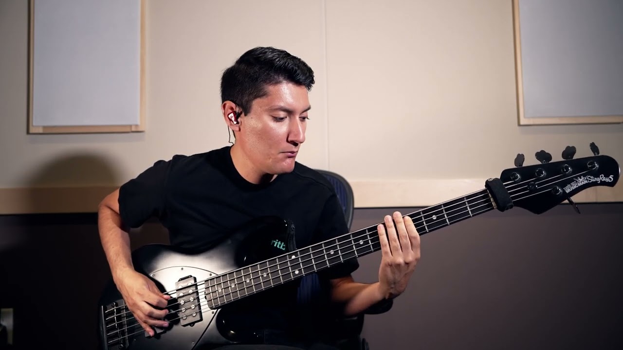 Bilmuri | EMPTYHANDED [Bass Cover]