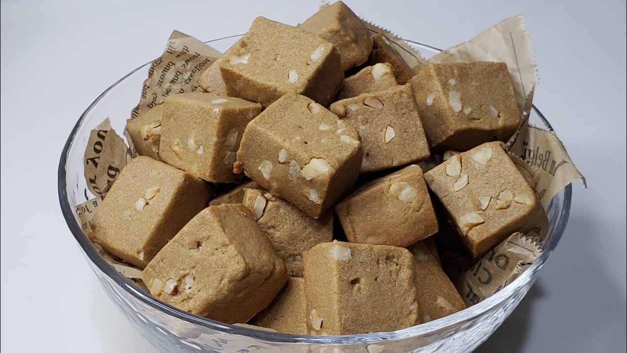 一口咖啡☕曲奇🍪好香呀！咖啡跟榛子很搭Mini Coffee Cookies 