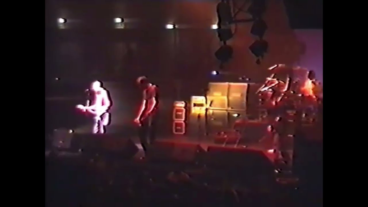 Nirvana - 02/25/94 Palatrussardi, Milano, IT - Sappy