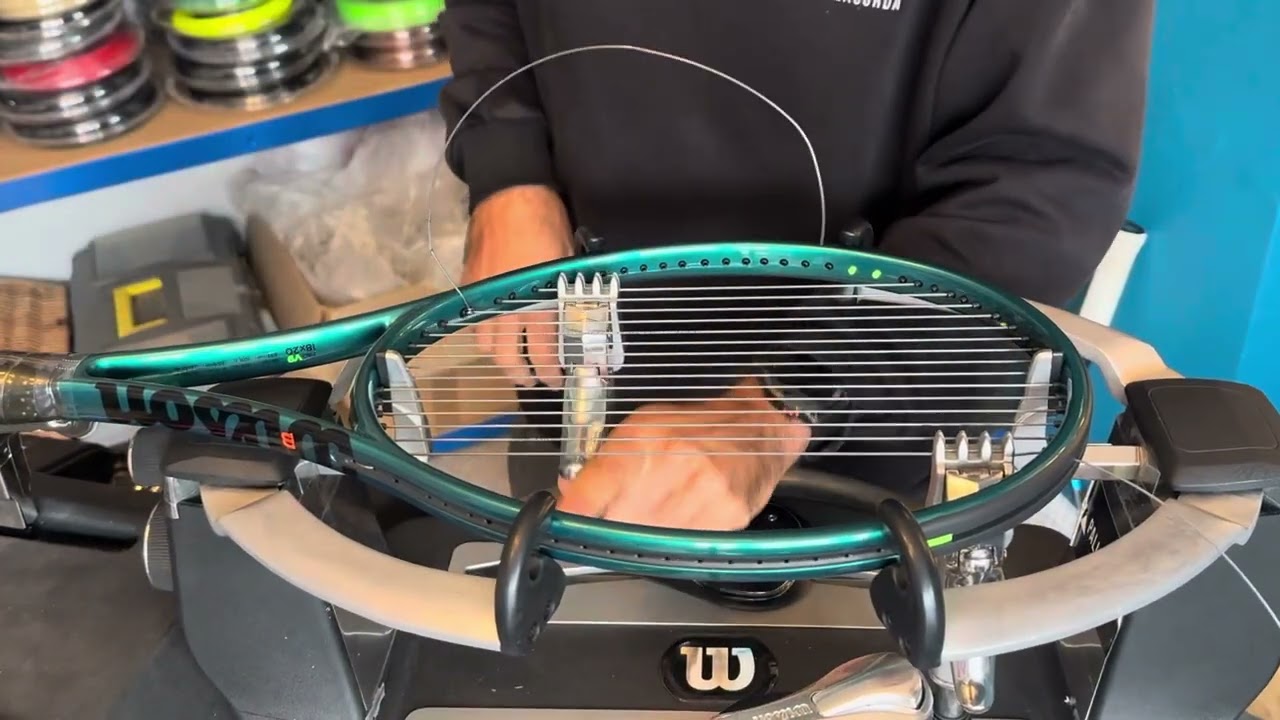 Как заменить тетиву на Wilson Blade Pro H22