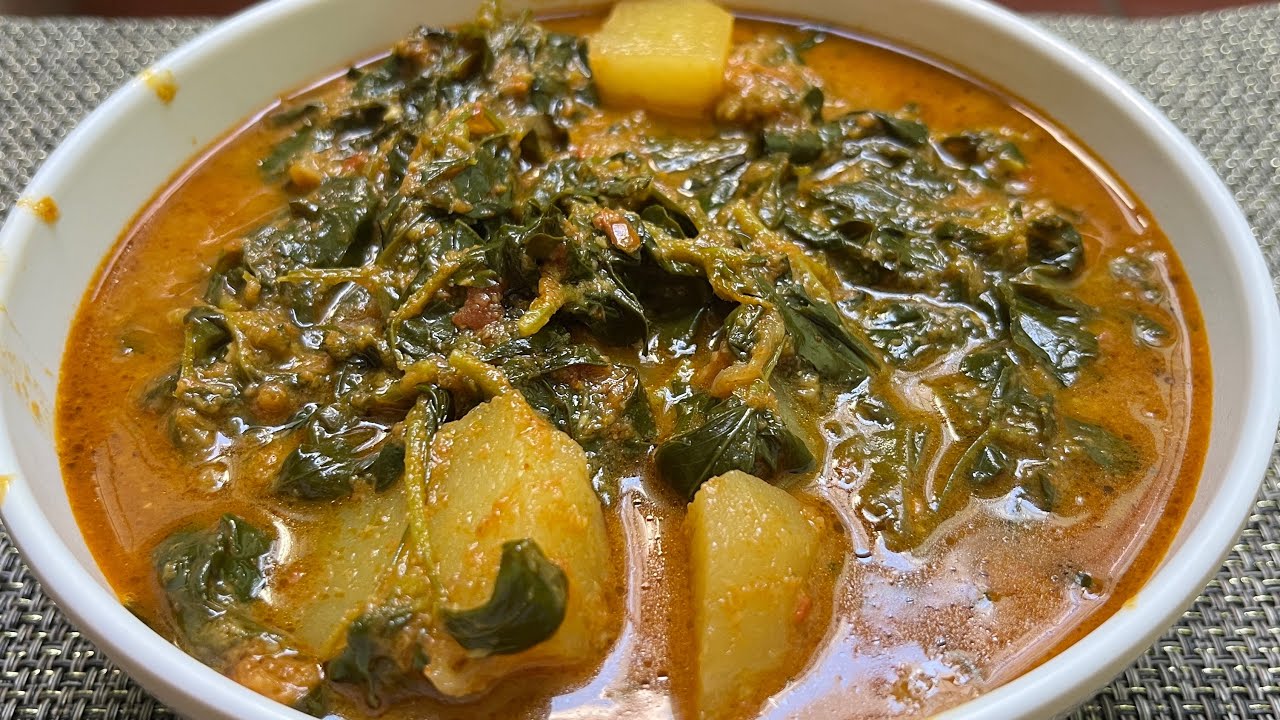 Methi Ki Bhaji Aloo Ka Salan | Potatoes And Fenugreek Leaves Curry | Bangalore Style