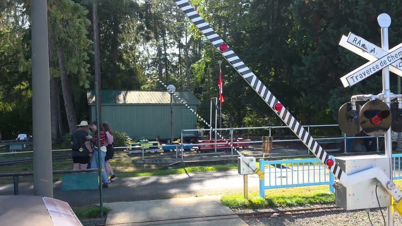 Model Trains at Heritage Acres (Sep 21, 2025) 1/2