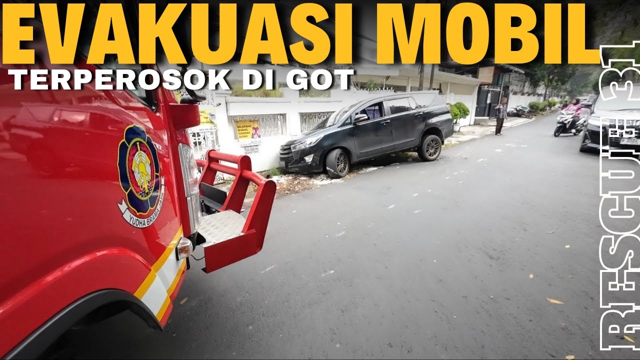 EVAKUASI MOBIL TERPEROSOK DI GOT - Damkar Core | POV : Petugas DAMKAR