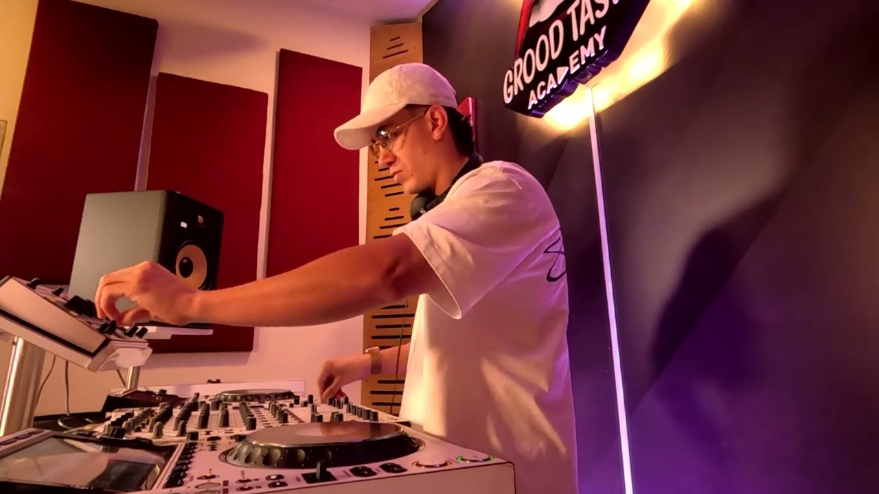 Grood Taste Academy Sessions 007 / FOXXEL