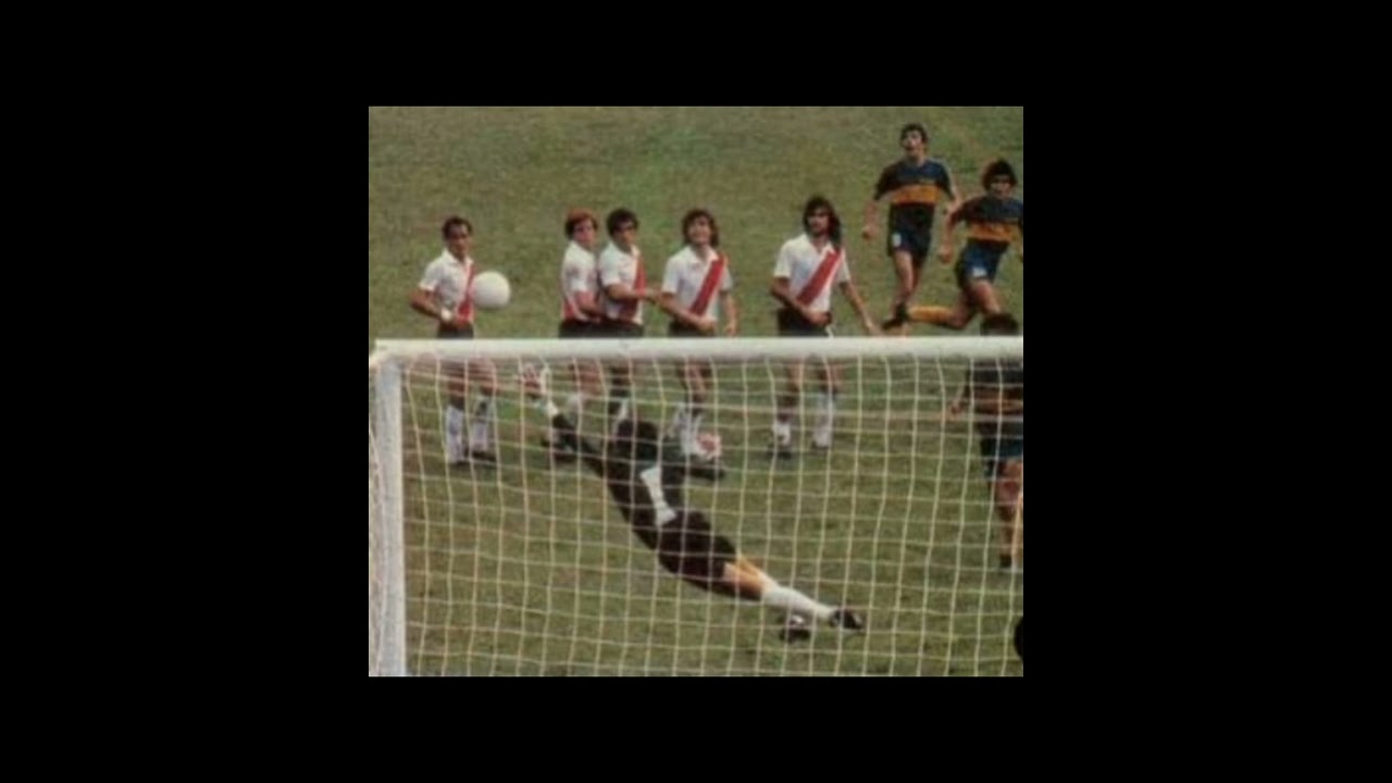 Gol de Maradona a River.Nacional 1981.Relato radial de Víctor Hugo Morales