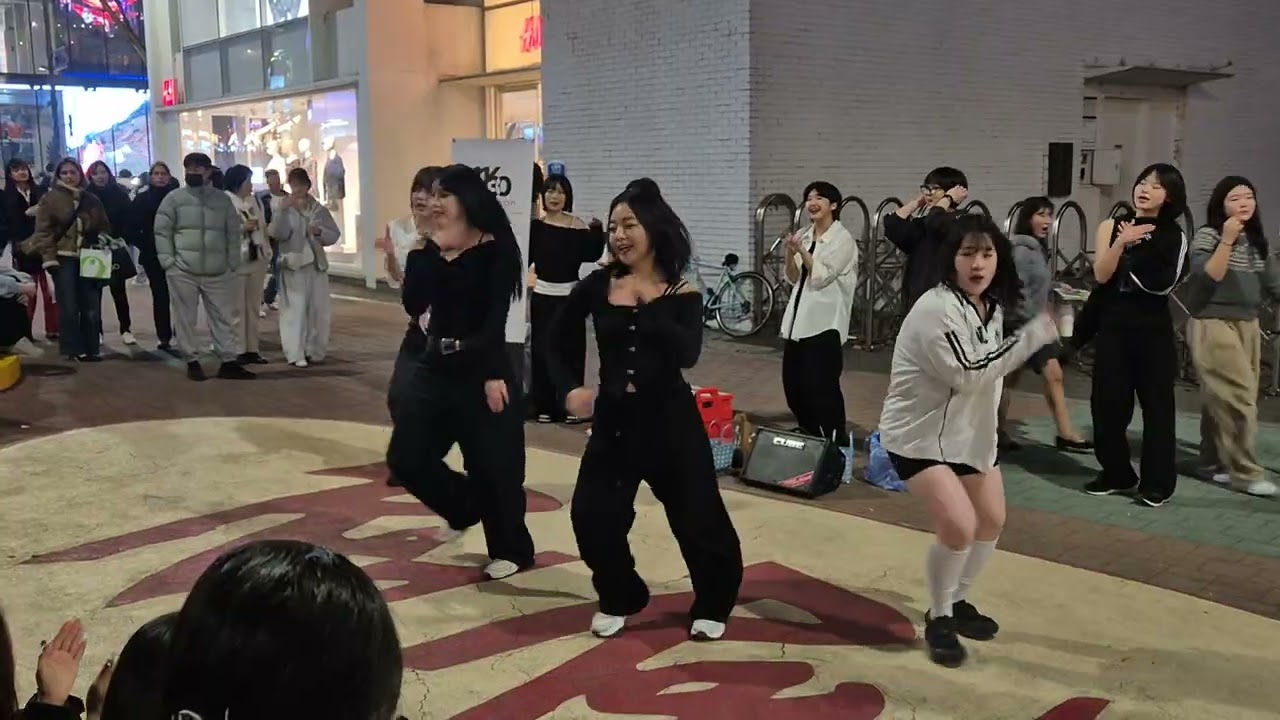20260315 193118 #1130컬렉션 홍대 버스킹 #1130_collection Hongdae Busking