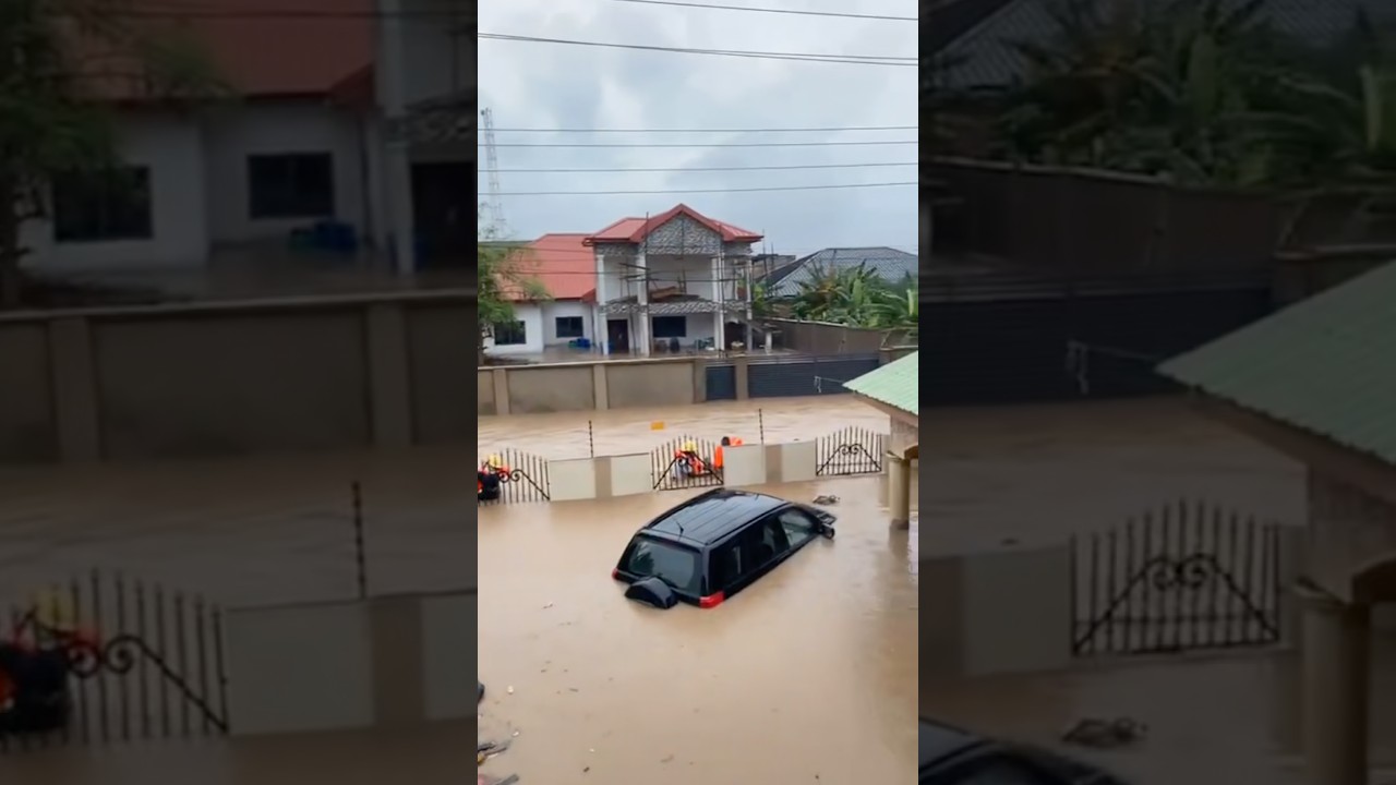 Lagos Flood of today #flood #shortsfeed #disaster #heavyrain #roadblock #drainage #news #lagos