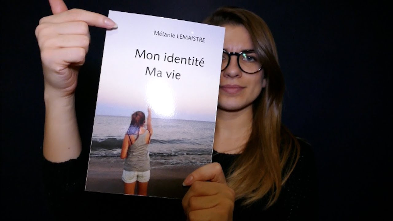 Mon identit&eacute;, ma vie : mon livre - Signe2Mains