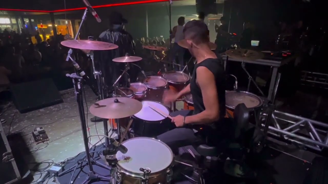 VOU TE ASSUMIR (A RAPARIGA) - LIPE LUCENA - MUSICA NOVA - PIUPIU BATERA. #musicanova #drumcam