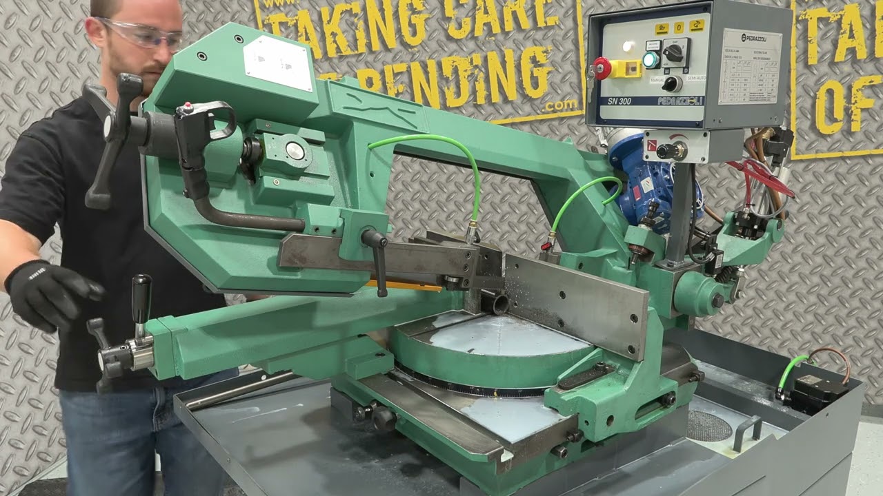 Pedrazzoli SN 300 Newton - Manual Bandsaw In Detail