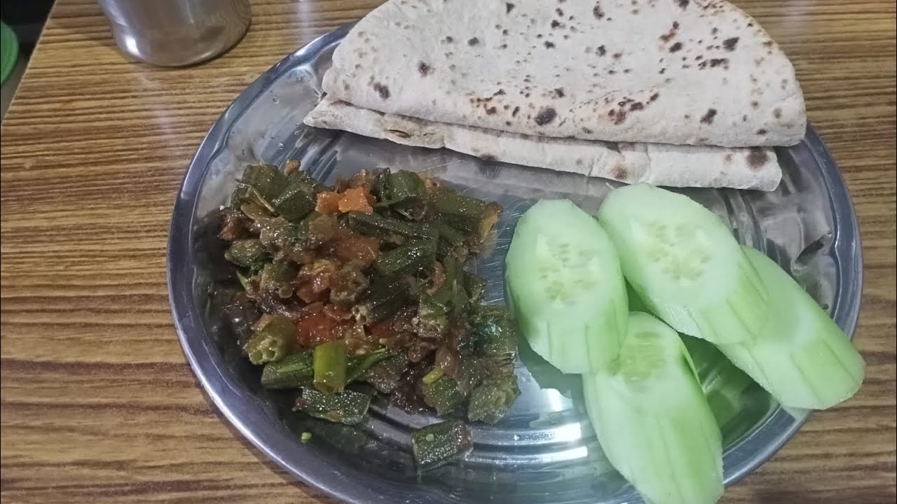 Simple bindi sabzi in my style 👍🏻#food #heatlty#recipe#simple 