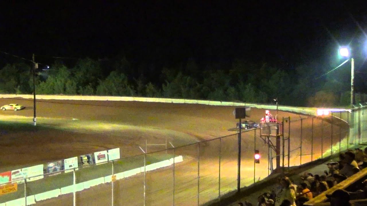 Tempers Flare at Carolina Speedway