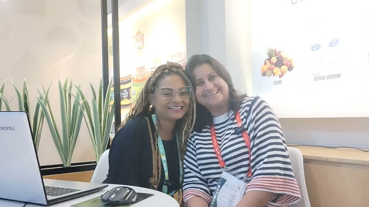 Dubai   - Entrevistando Lise Bueno - Canal  @Tchê nos Emirados Árabes