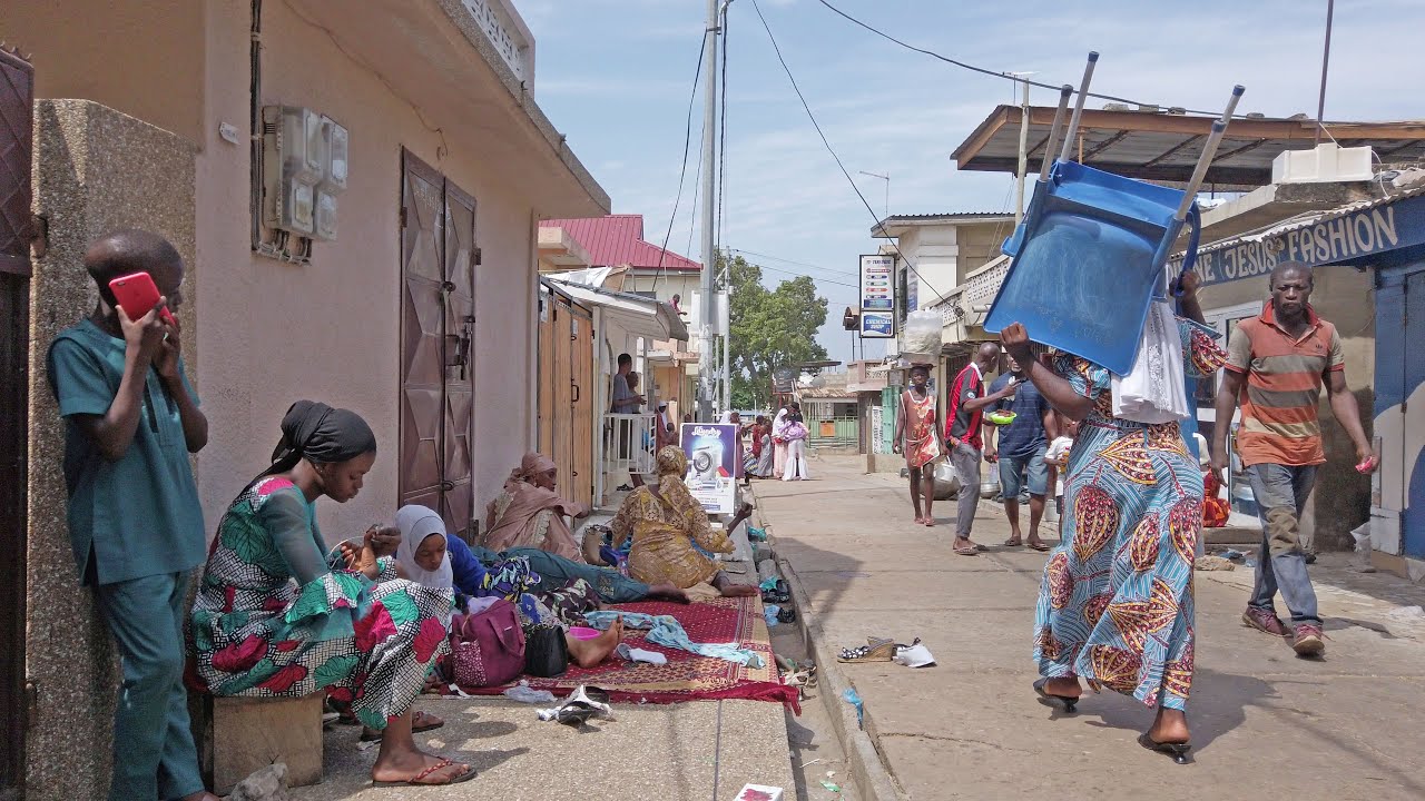 SIMPLE LIFE INSIDE LOCAL AFRICAN COMMUNITY, GHANA TEMA
